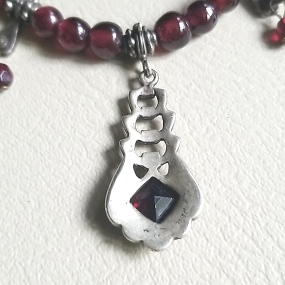 Vintage Art Deco 1920s Garnet and Marcasite Sterling Silver Beaded Necklace - Picture 12 of 16